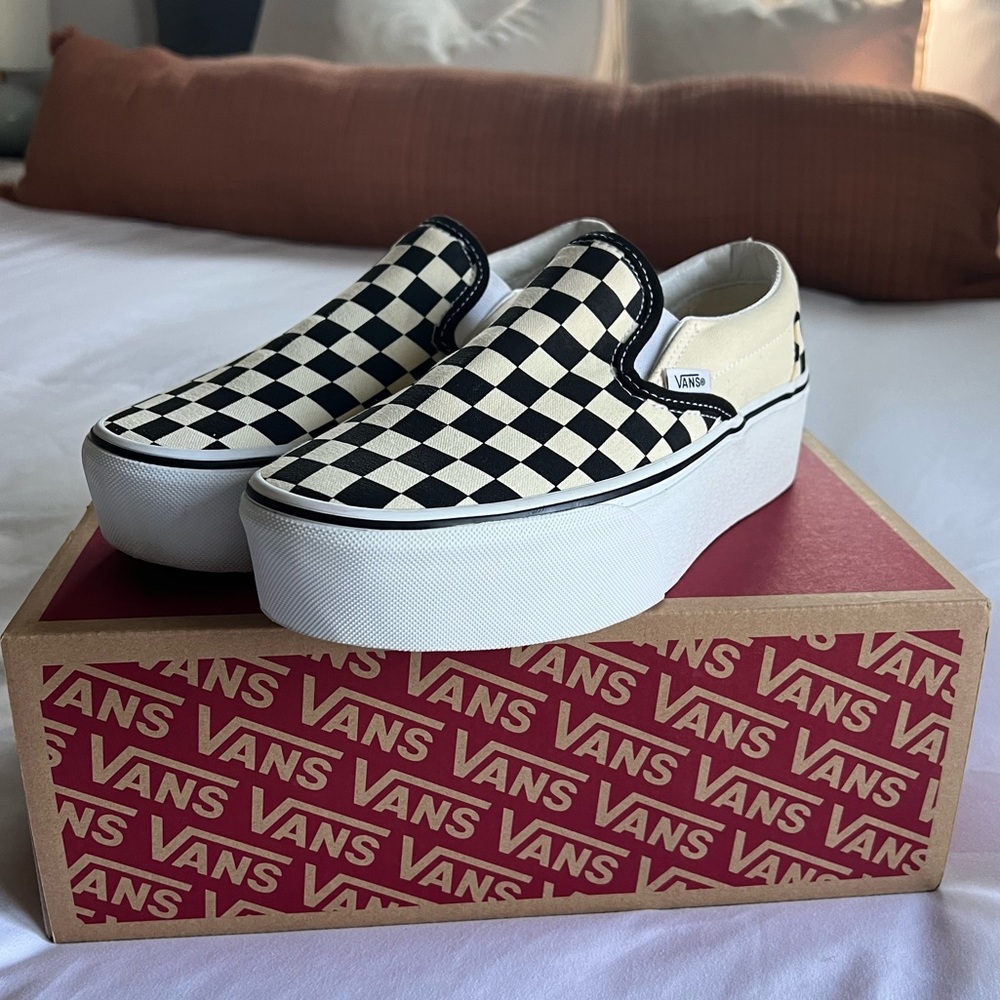 VANS Classic Checkered slip on Stackform Women's